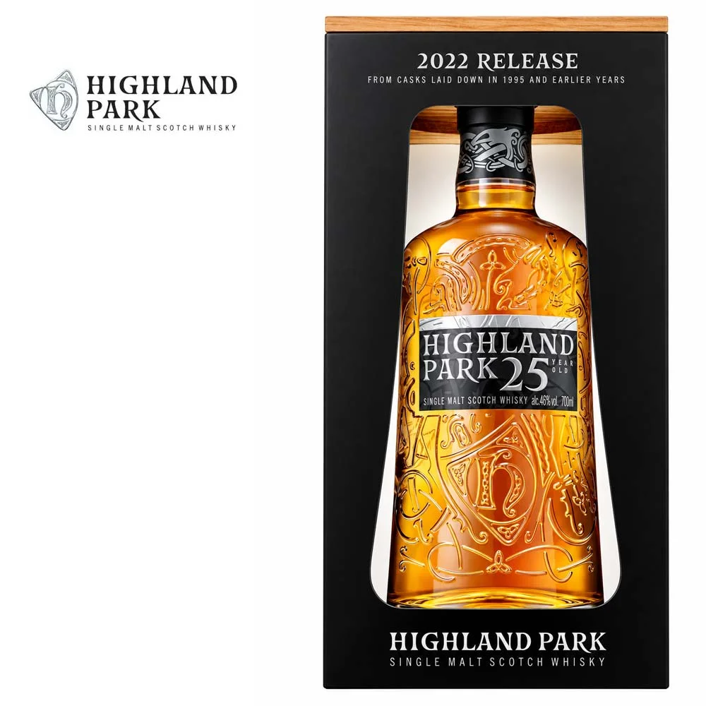 Single Malt Whisky, Scotch Whisky, 25 Jahre, geprägte Glasflasche, Geschenkverpackung, Single Malt Whisky, 25 Jahre, Whiskyflasche, Geschenkverpackung, Bernsteinfarben